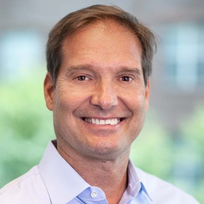 Lui King Linkedin Page